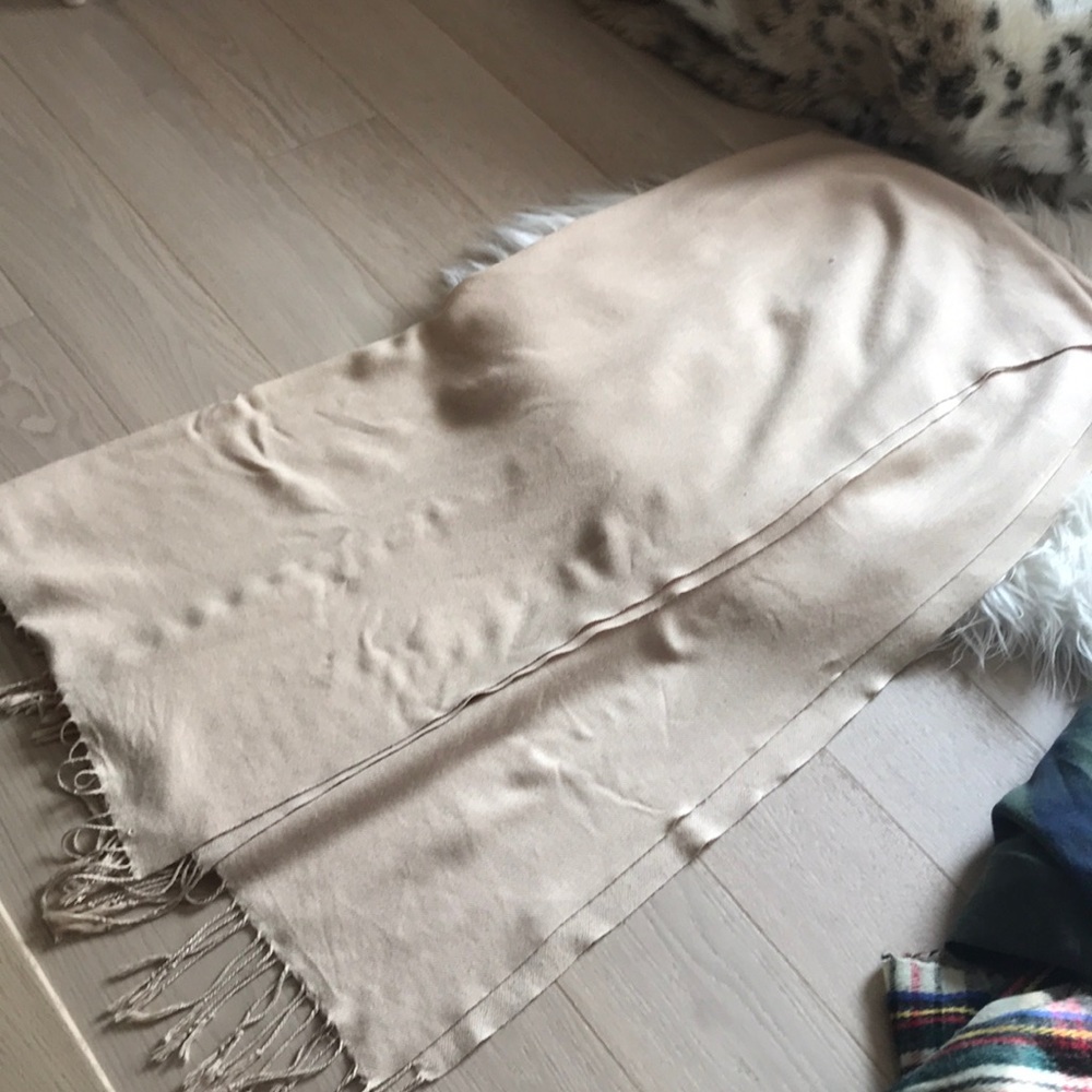 pashmina crean scarf